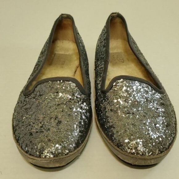 Ugg Flats Slip On Silver Metallic Loafers Leather Sheepskin Women's WOMAN'S 6 - Picture 3 of 16